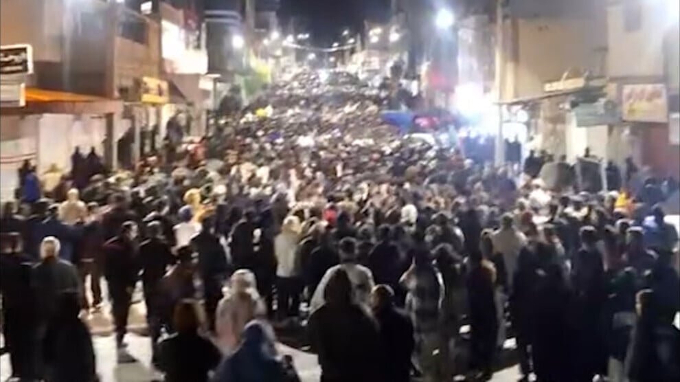 Bevolking neemt controle over steden Abdanan en Malekshahi in Rojhilat