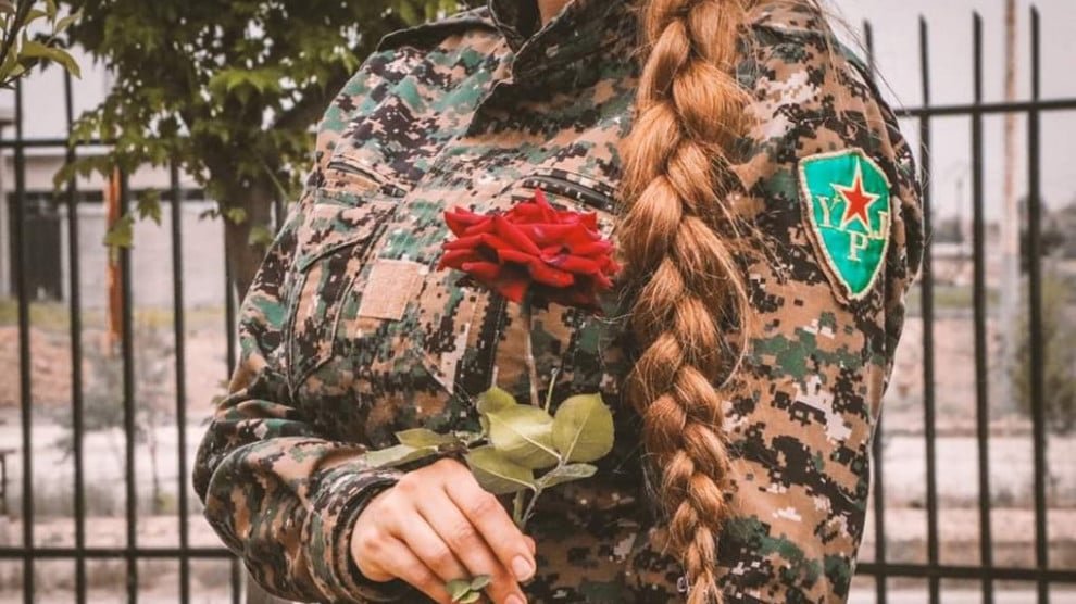 YPJ veroordeelt mishandeling van gedode Asayîş-strijdster in Aleppo