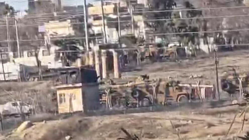 Turkije zet troepen in gepantserde voertuigen in aan de grens bij Nusaybin