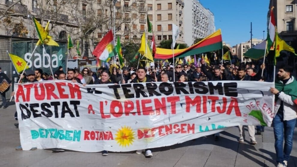 Catalaanse parlementsleden dienen verklaring over Rojava in bij parlement