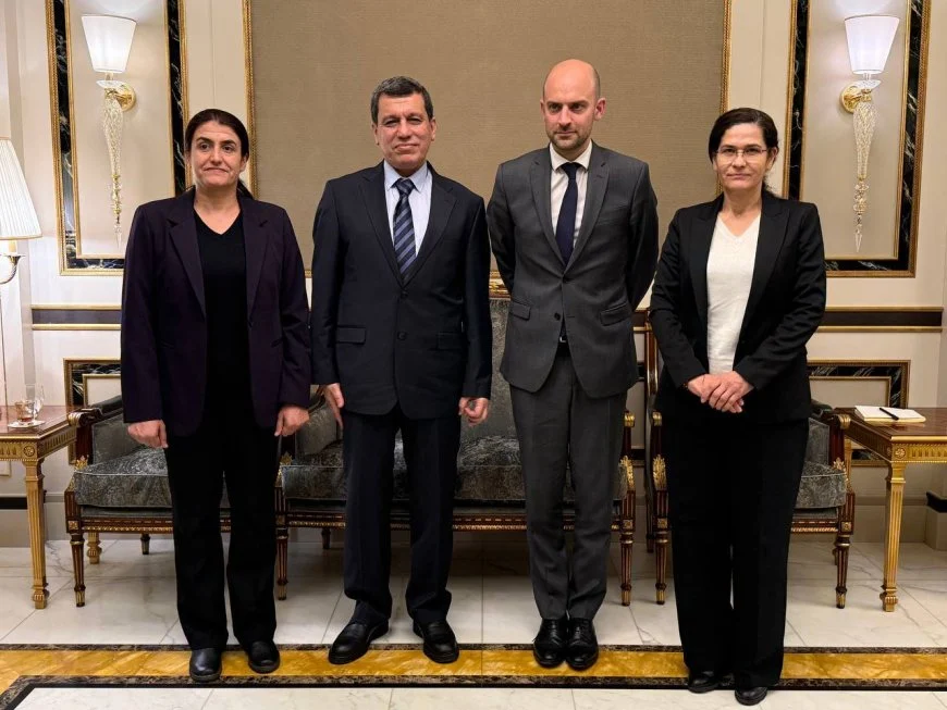 Franse minister van Buitenlandse Zaken: De Koerden moeten belangrijke bondgenoten blijven in de strijd tegen ISIS