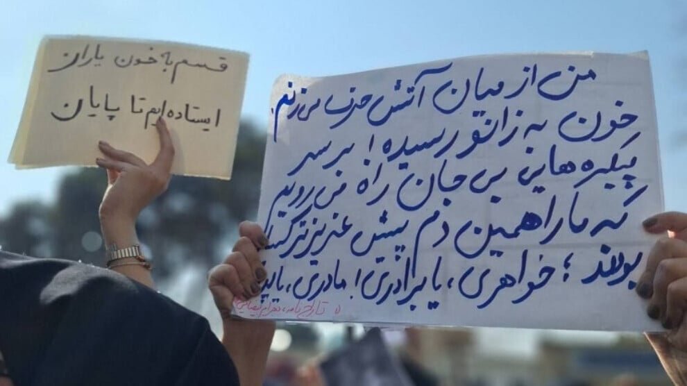 Protesten laaien opnieuw op in Iran en Rojhilat