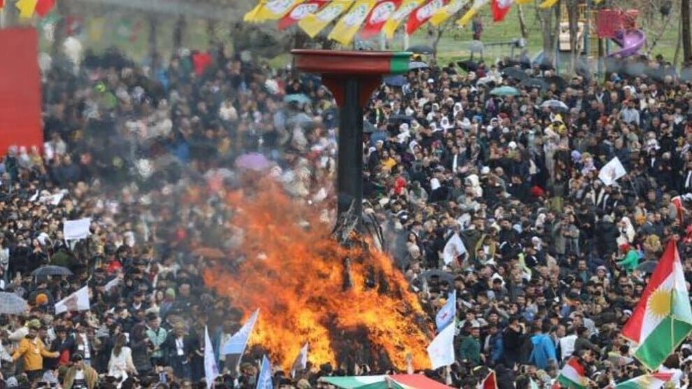 CHP-voorzitter Özgür Özel: Vrede is nu de enige oplossing