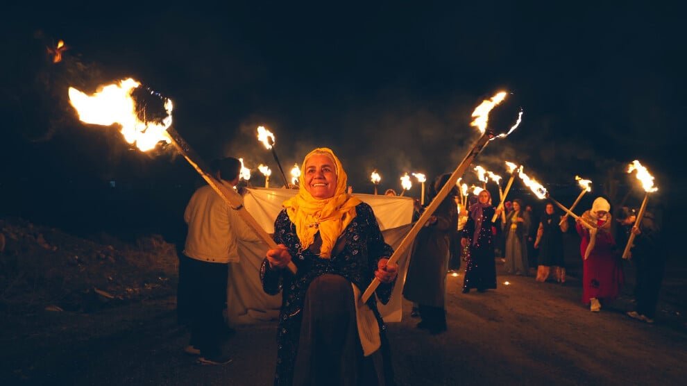 KCDK-E: Miljoenen mensen kwamen tijdens Newroz bijeen voor de vrijlating van Öcalan