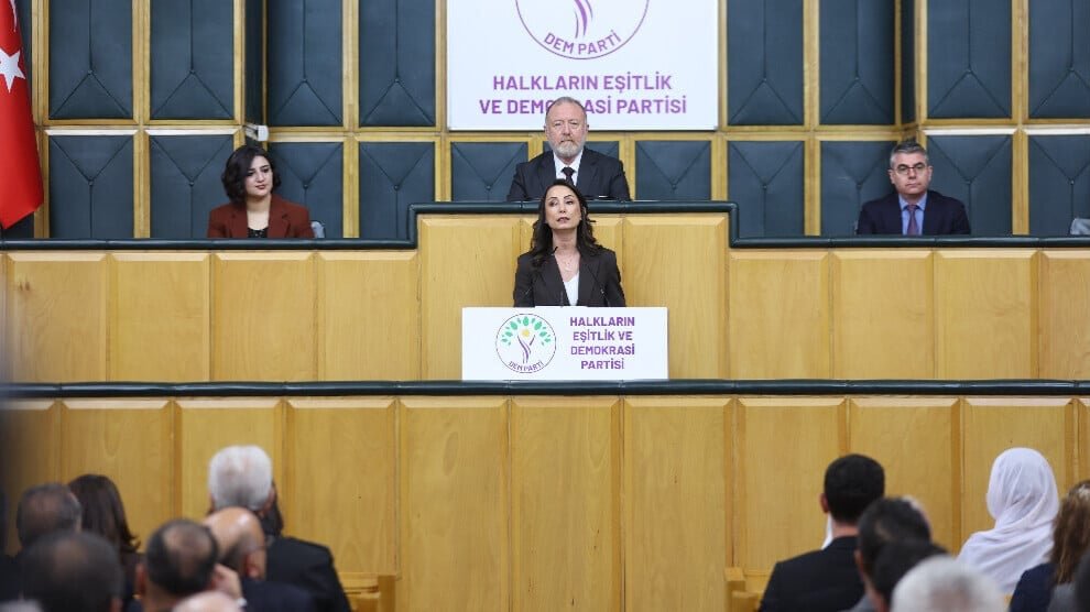 Hatimoğulları dringt aan op een tijdschema voor de tweede fase van het vredesproces