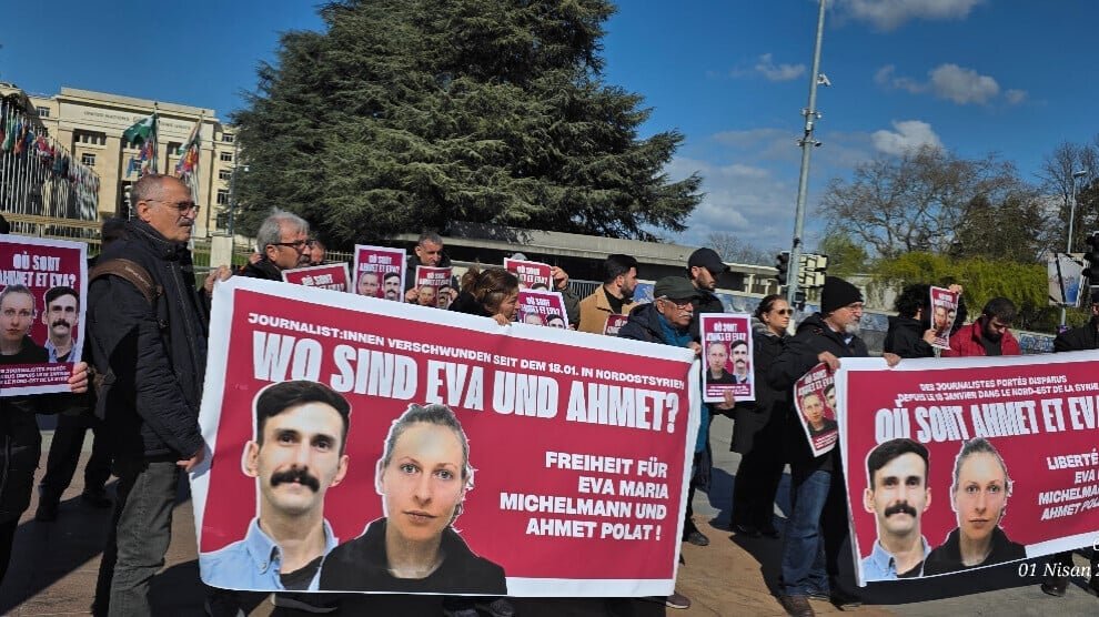 Protest voor het VN-kantoor in Genève: „Waar zijn Eva en Ahmet?“