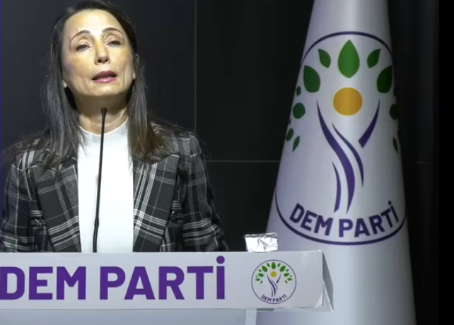 Hatimoğulları: Democratie mag geen onderhandelingspunt zijn