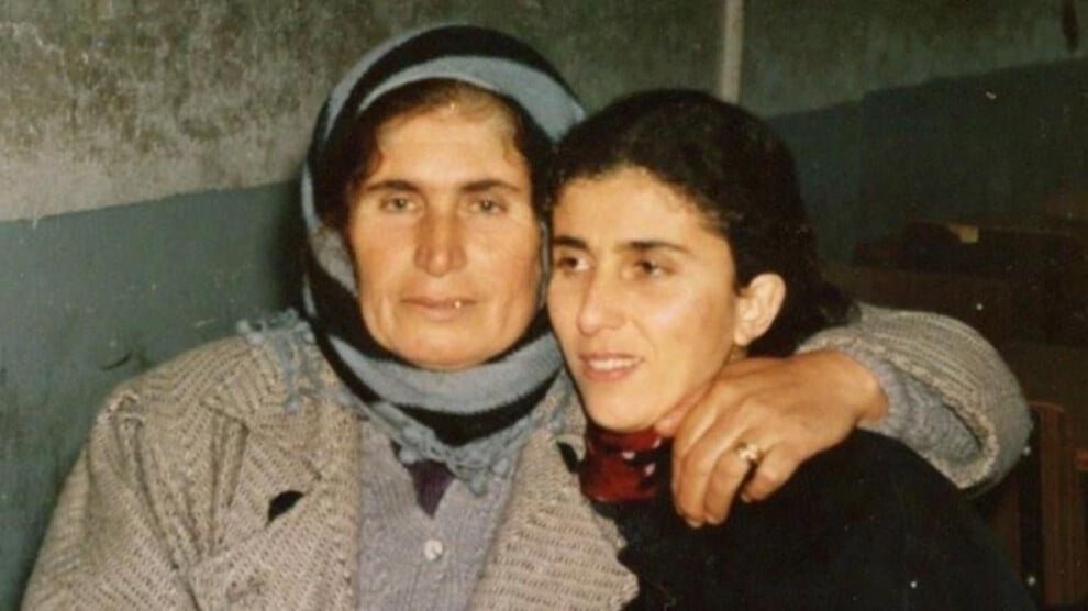 Moeder van Sakine Cansız overleden