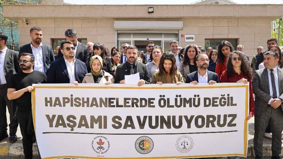 NGO’s eisen onafhankelijk onderzoek na overlijden van Mehmet Çeviren