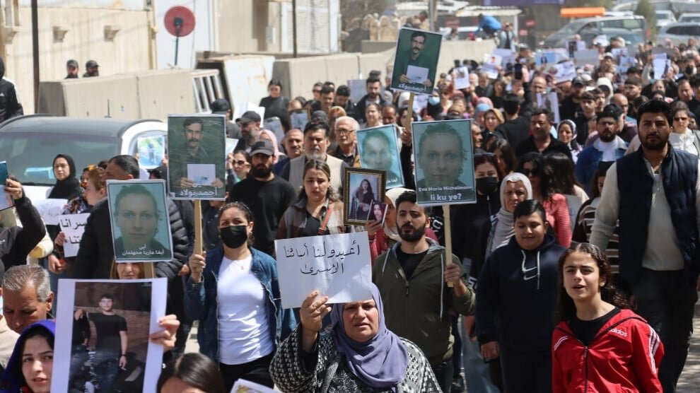 Twee in Raqqa ontvoerde journalisten zouden worden vastgehouden in een gevangenis in Aleppo