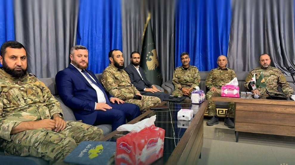 SDF en Damascus overleggen over integratie en gevangenenruil