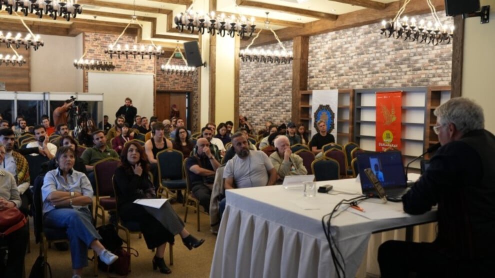 Het theaterfestival van Amed brengt een vredesboodschap