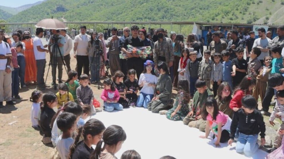 Het Lente-kruiden- en Koerdisch Etenfestival in Binarê Qandil