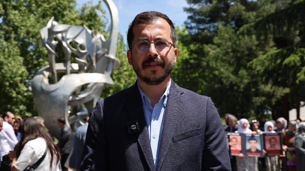 Yılmaz: Ministerie ontwijkt onderzoek naar ‘politieke’ moorden