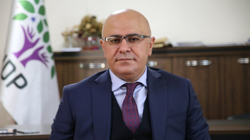 Hişyar Özsoy: Turkije handelt vanuit de reflex om af te wachten tot het regionale beeld duidelijker wordt