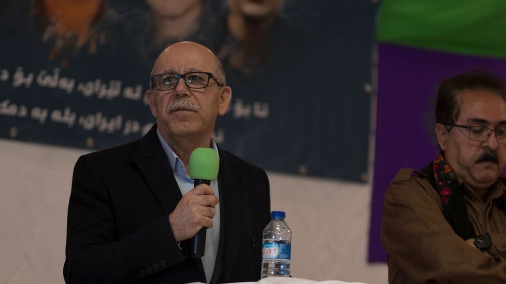 Moini: „De echte kracht ligt bij de volkeren“