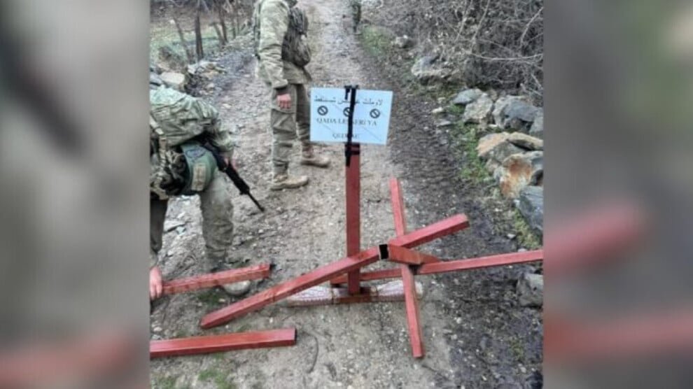 Turkse soldaten verhinderen dat inwoners terugkeren naar hun dorpen op het platteland van Zakho