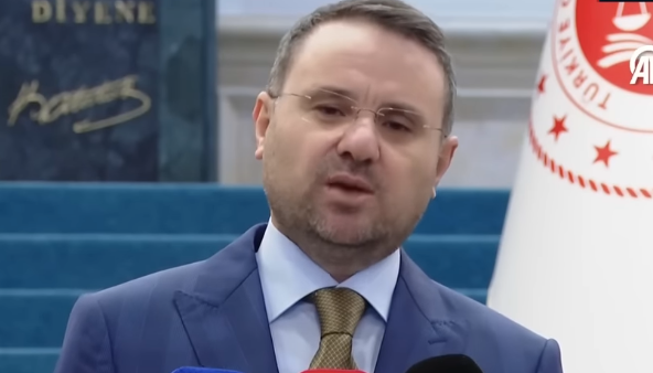 Turkije: Minister van Justitie kondigt wet voor vredesproces aan