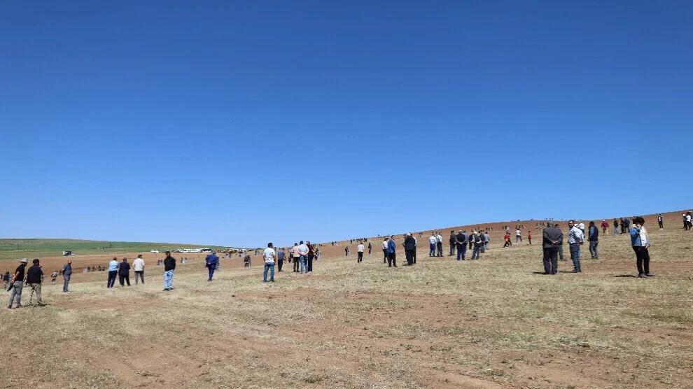 Rechter laat terreininspectie uitvoeren bij omstreden zonne-energieproject in een dorp in Bitlis