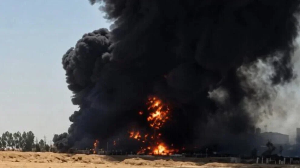 Brand in olieraffinaderij in Hewlêr