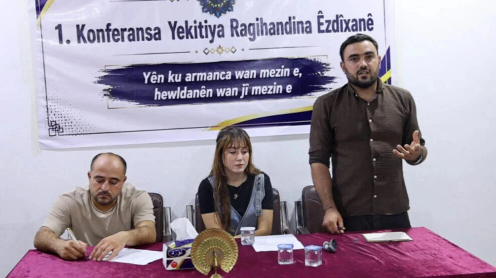 De Yazidi-persvereniging houdt haar eerste conferentie in Shengal