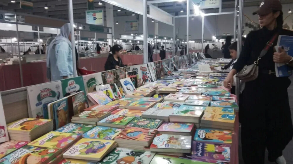 Internationale Boekenbeurs van Koerdistan opent in Sine