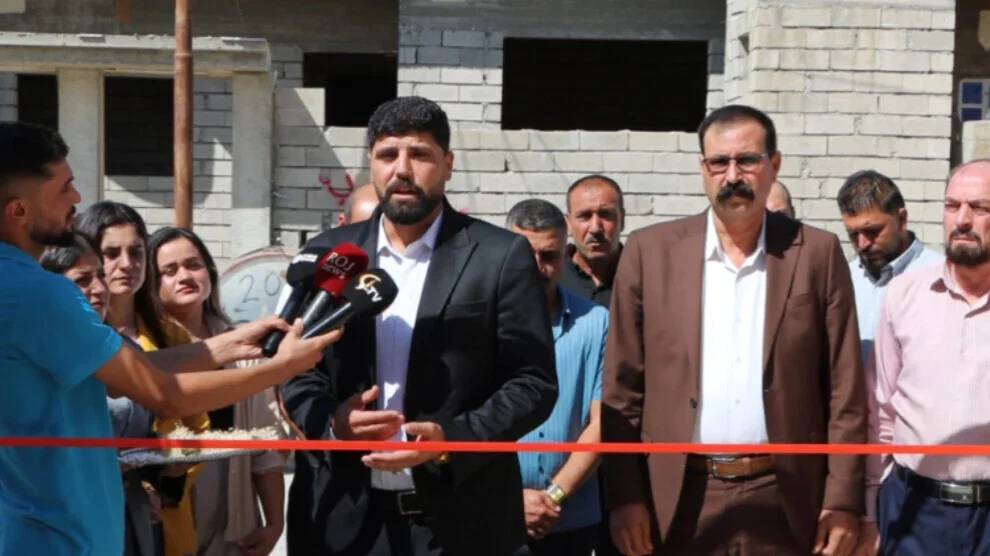 De Yazidi-jongerenpartij opent een centrum in Shengal