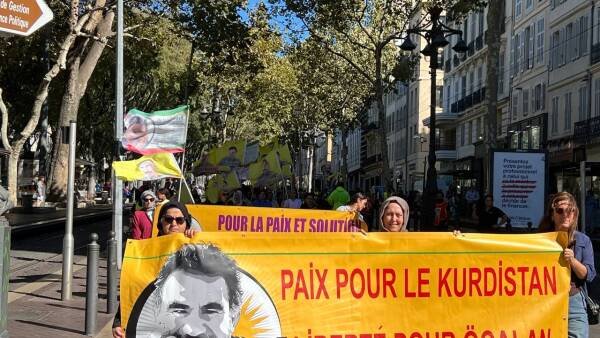 Demonstraties in Europa eisen vrijheid voor Abdullah Öcalan
