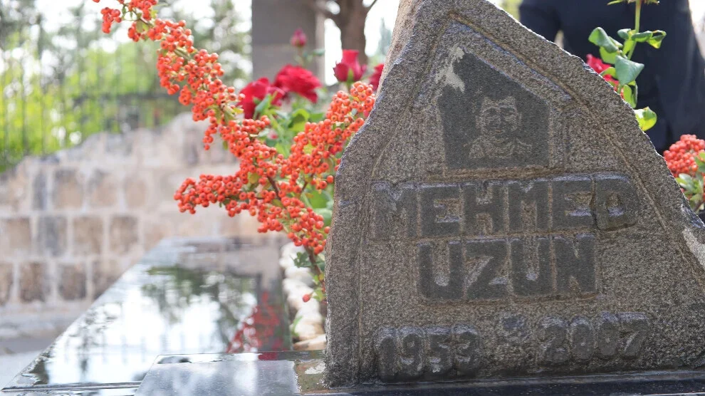 Koerdische schrijver Mehmed Uzun herdacht in Amed