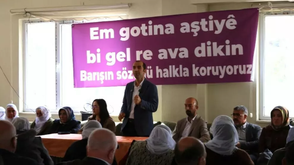 Bayındır: Het is tijd om de deur wijd open te zetten voor vrijheid, vrede en gelijkheid