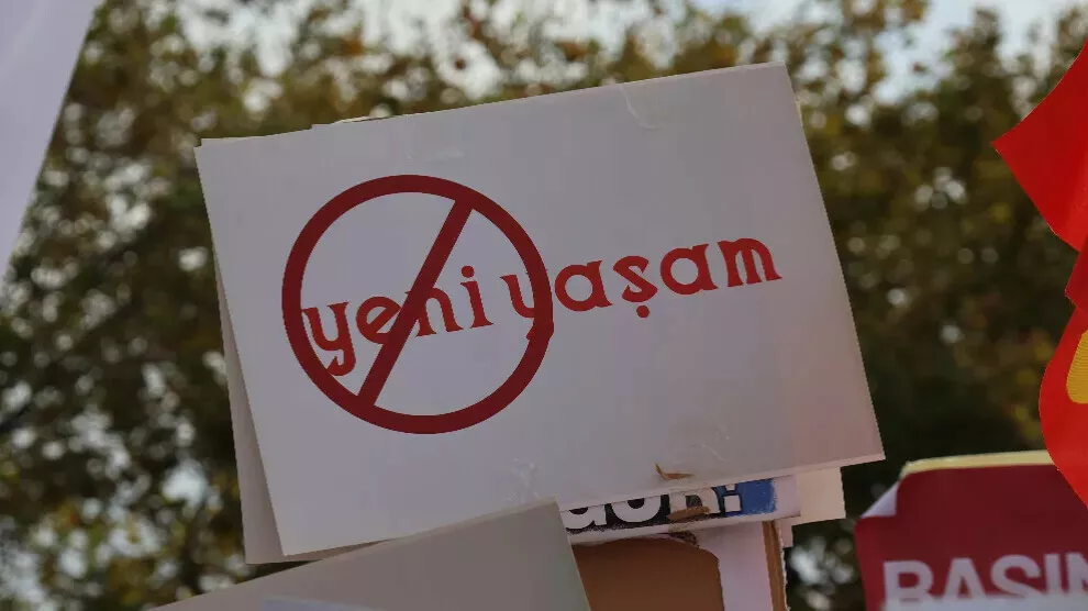 Journalisten demonstreren in 10 Turkse en Koerdische steden tegen onderdrukking: Zonder vrije pers kan er geen vrije samenleving bestaan