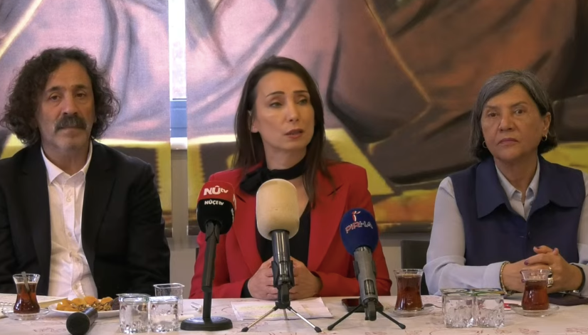 Hatimoğulları: Alevieten moeten actief meewerken aan het vredesproces